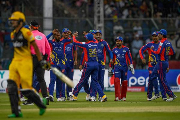 Three early wickets restricted Zalmi on 151