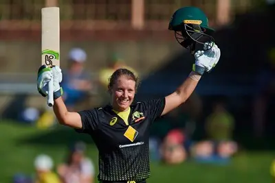 Australia Women 3-0 Sri Lanka after 132 runs win