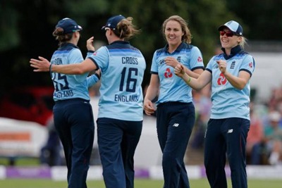 England Women defeat Pakistan Women in 2nd ODI 1
