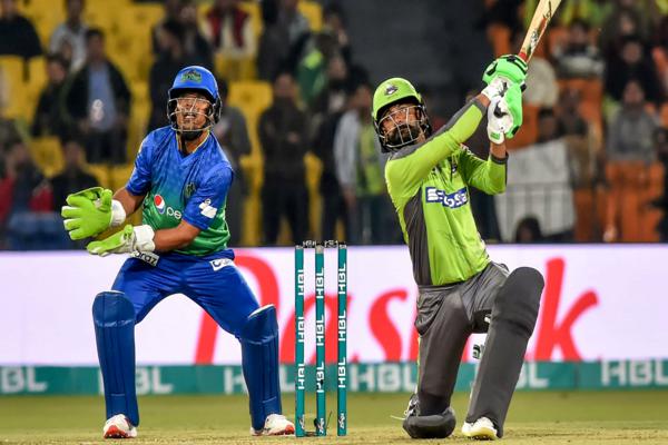 Sulatans and Qalandars war to edge off each other