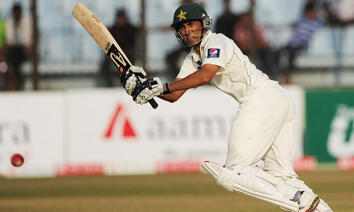 Pakistanis joyed over Younis Khan's appointment as a batting coach for England's tour