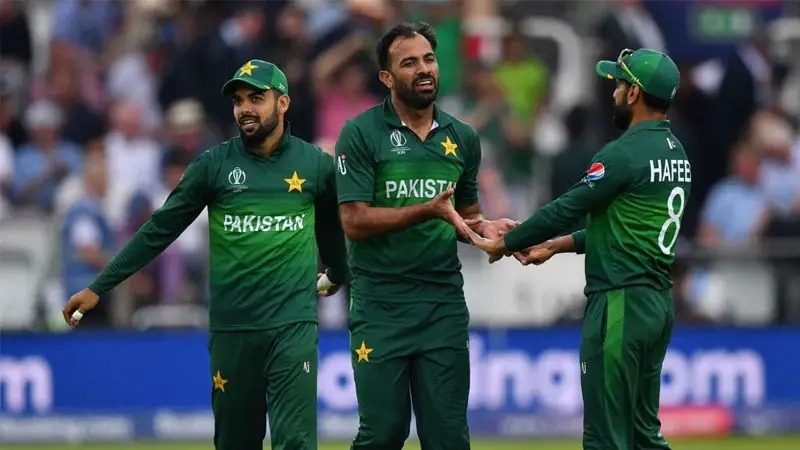 Hafeez, Wahab, and four others ready to fly for England tour