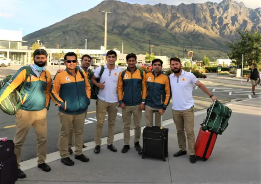 No more isolation, happy faces of Pakistan Cricket team